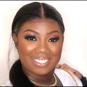 Meet your Posher, Darlisha